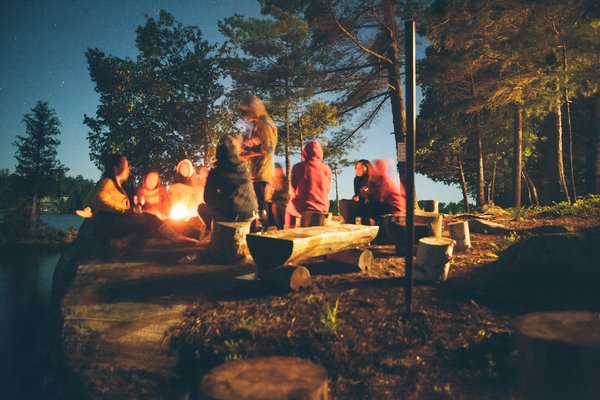 Comment préparer un menu végétarien pour un camping de plusieurs jours?